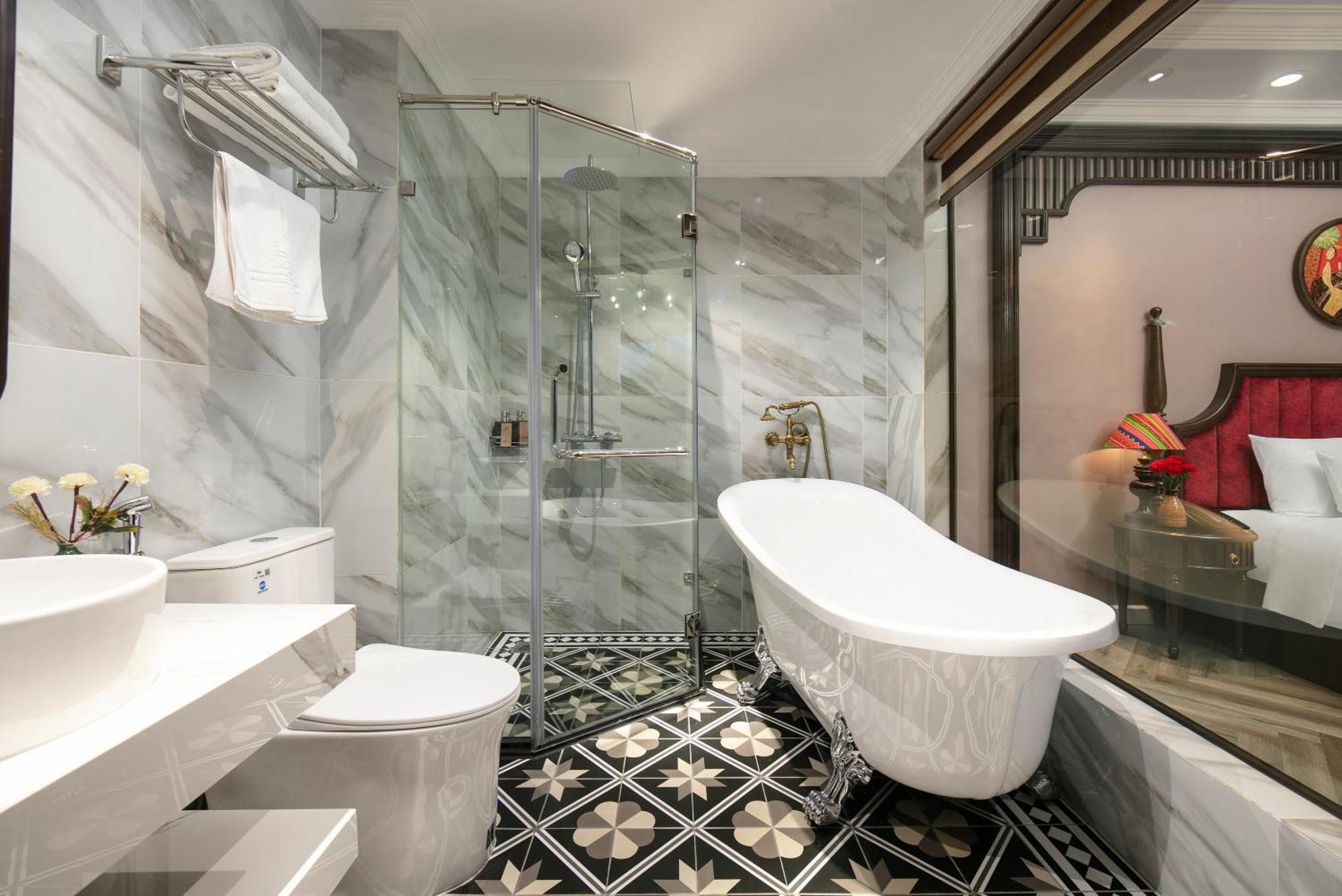 Acoustic Premium Hotel & Spa Hanoi Bagian luar foto